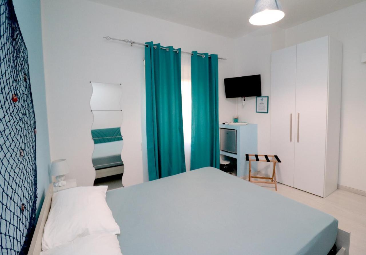 B&B I 100 Passi Гаета Екстериор снимка